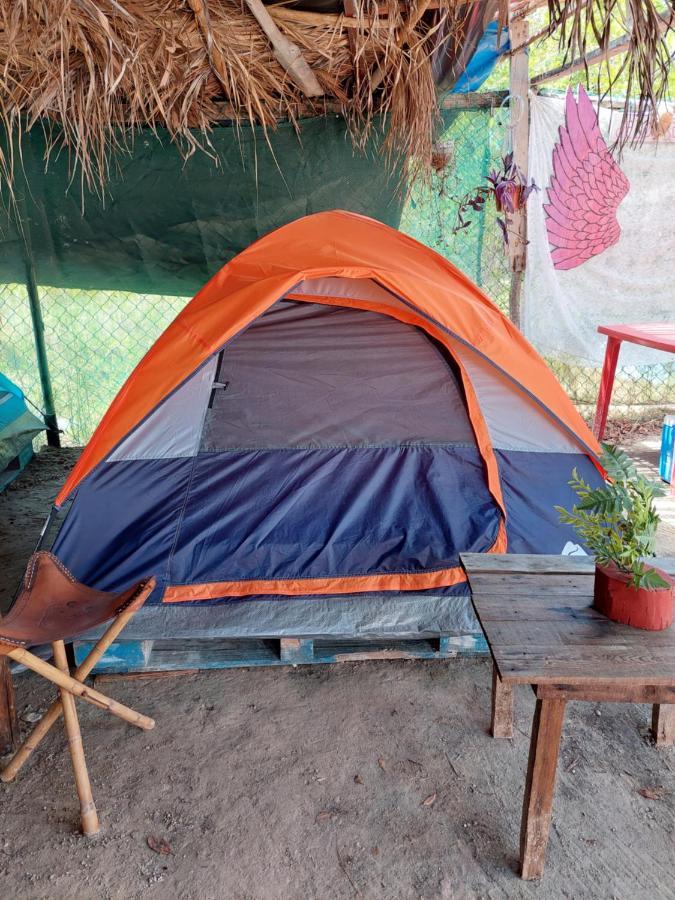Casa De Los Santos Camping Y Eco Cabanas Isla Holbox Ngoại thất bức ảnh